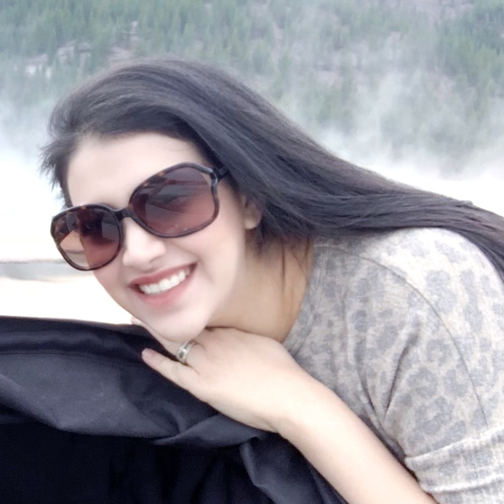 Meet your Posher, Tina